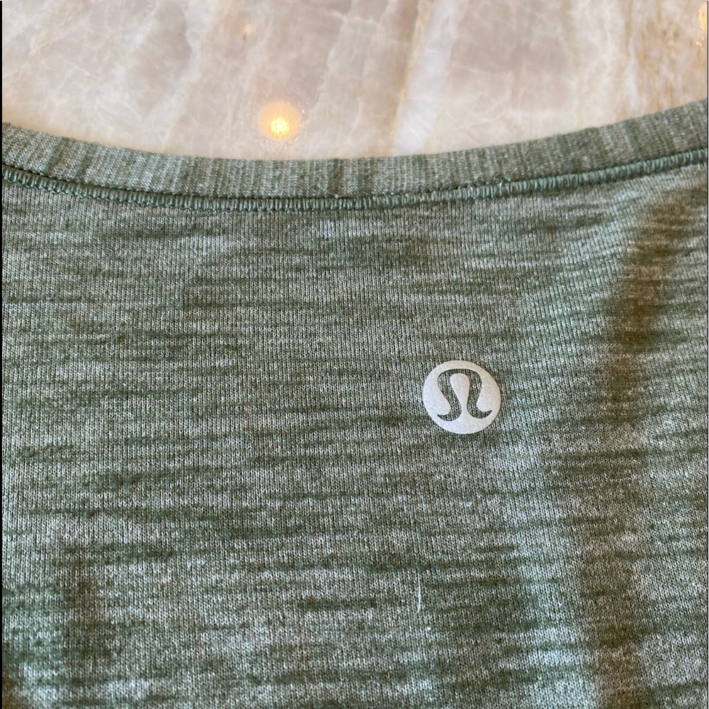 Lululemon Sleeveless shirt